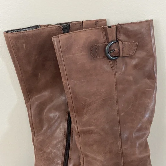 B.O.C womens brown leather boots 8.5 - Picture 2 of 5